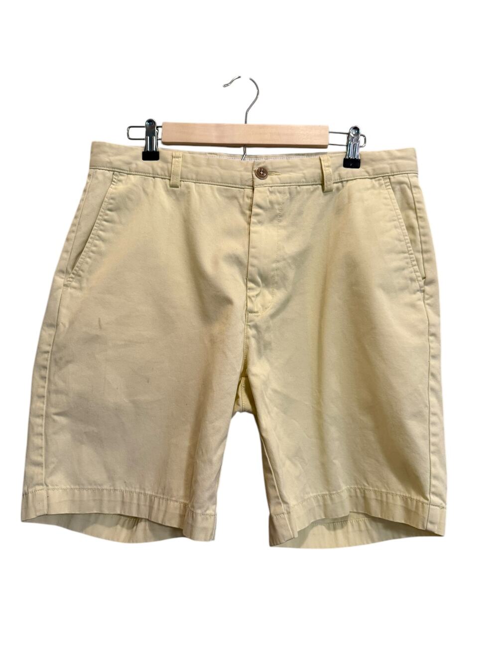Roundtree & Yorke Casuals Men's Yellow Shorts Size 35